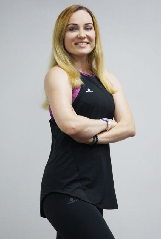 Надежда Жукова – тренер по групповым программам фитнес-центра КУБ